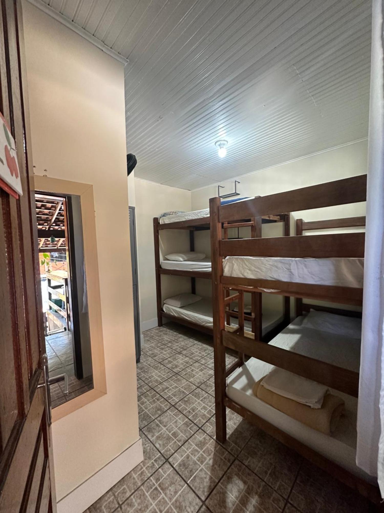 Mahalo Hostel Иля Гранде Екстериор снимка